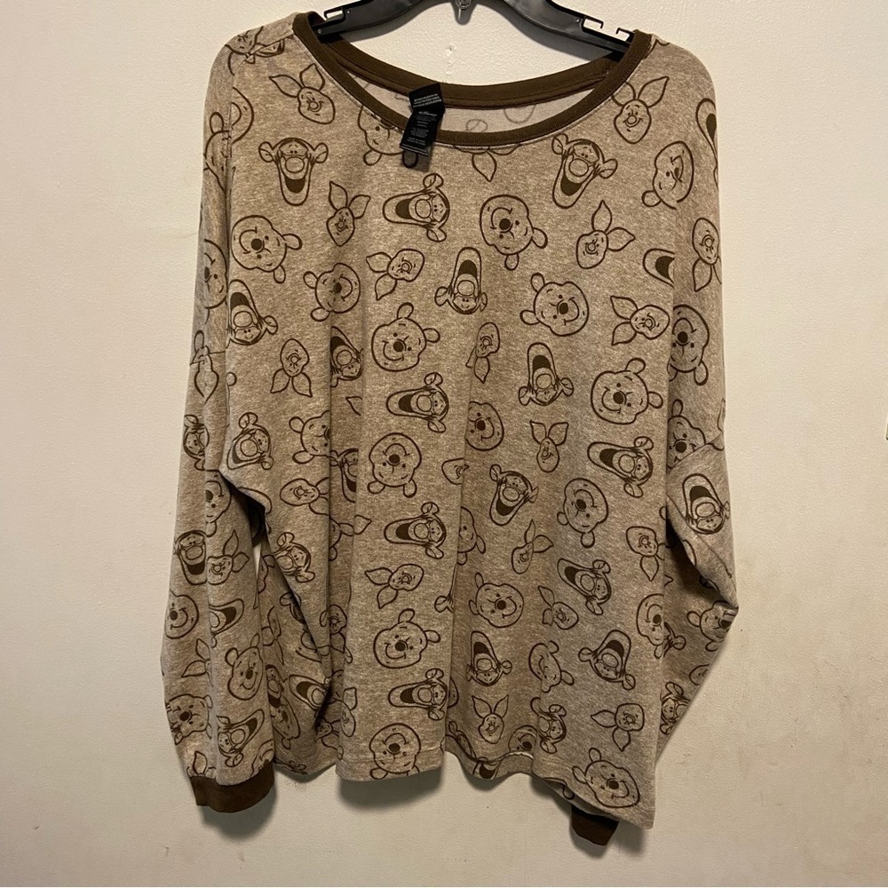 Disney Women’s Pooh Tigger Sweater Size XXL Cozy All Over Print Soft Lagom